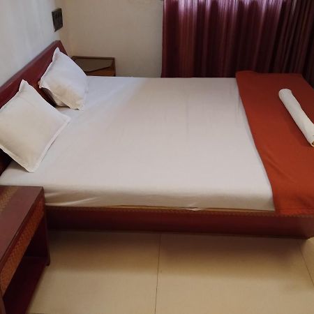 Agrawal Bhavan Budget Stay Only For Indians Bombay Exterior foto