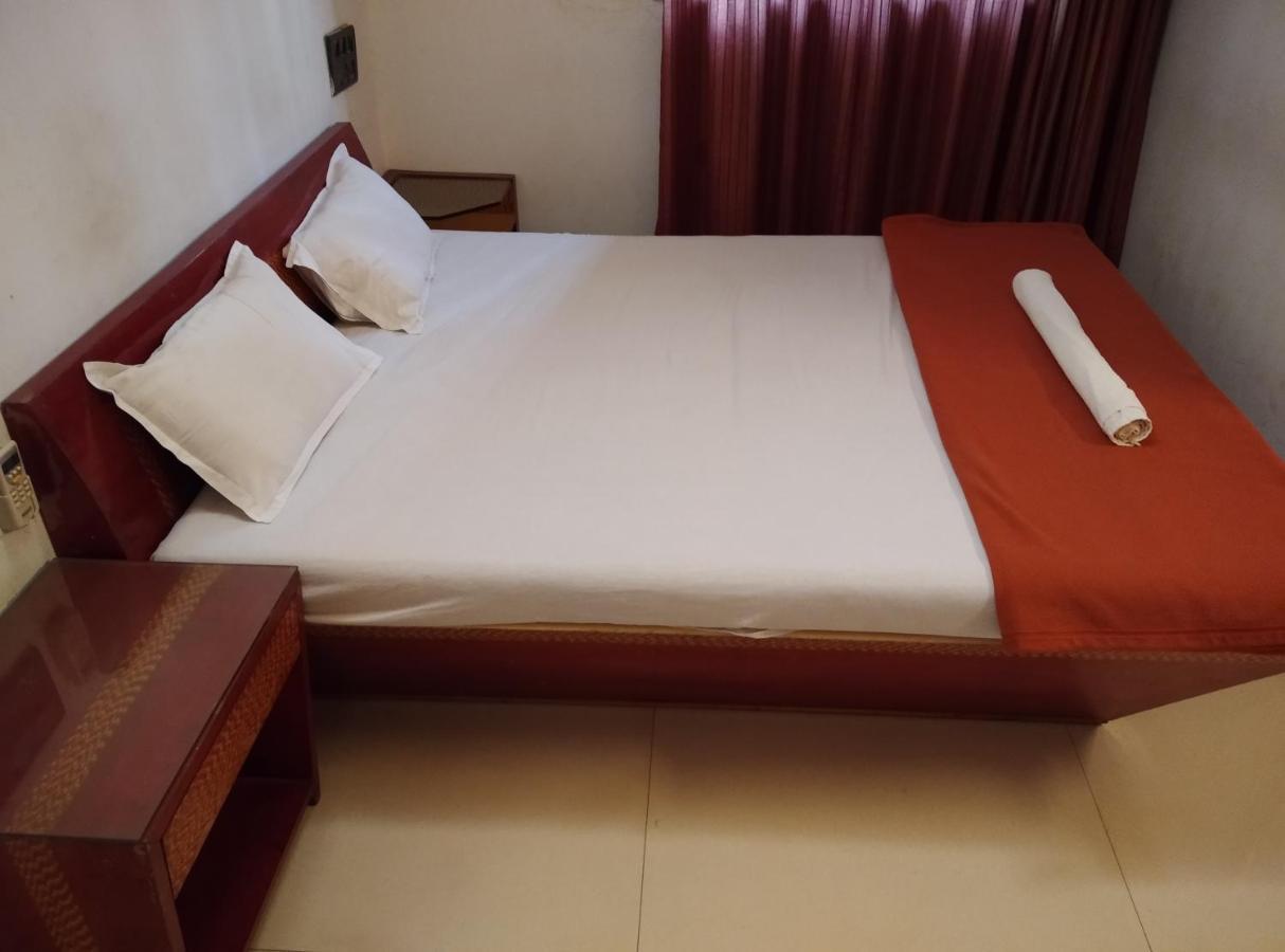 Agrawal Bhavan Budget Stay Only For Indians Bombay Exterior foto